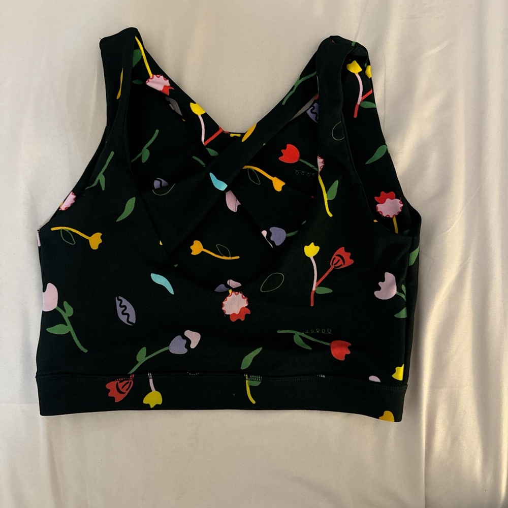 Top flower - Picture 2 of 2